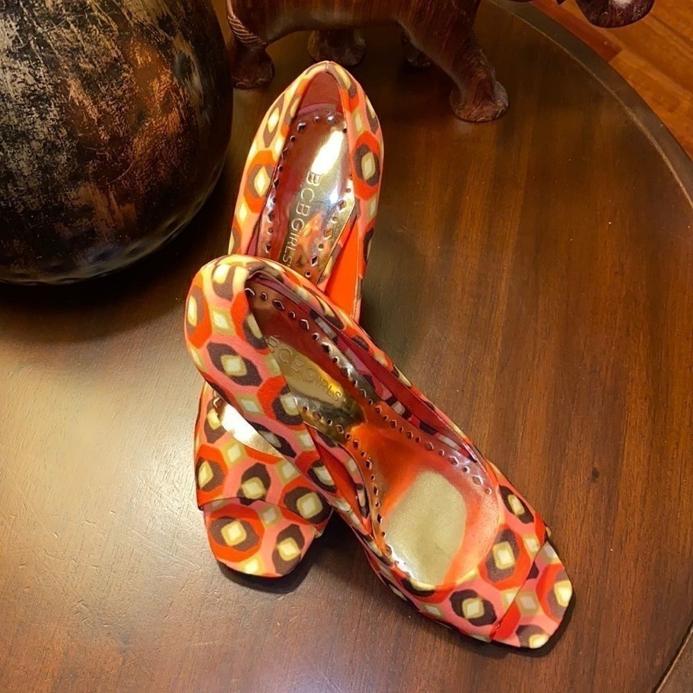 BCBGirls 'Ariel' peep-toe heels, Sz 6 1/2